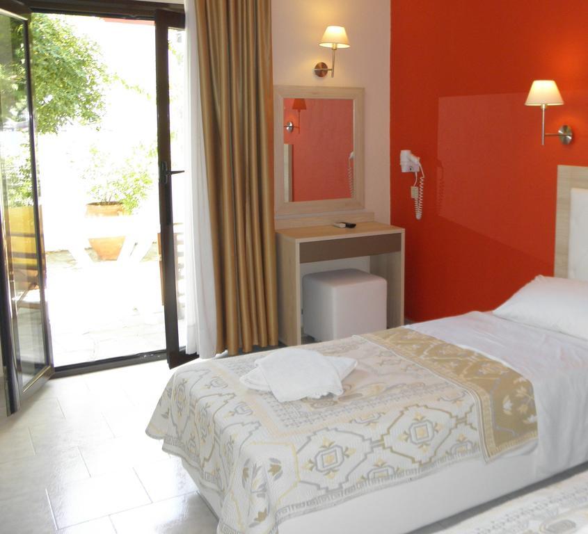 Makedonia Hotel Ouranoupoli Extérieur photo