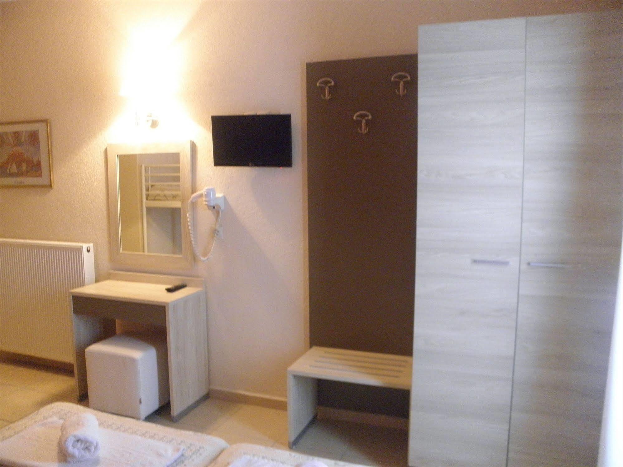 Makedonia Hotel Ouranoupoli Extérieur photo